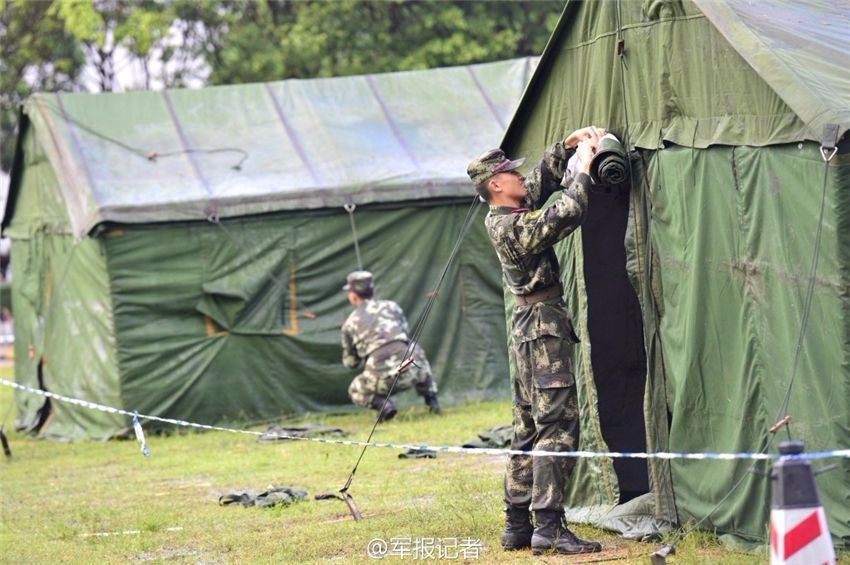 台江军用充气大型帐篷